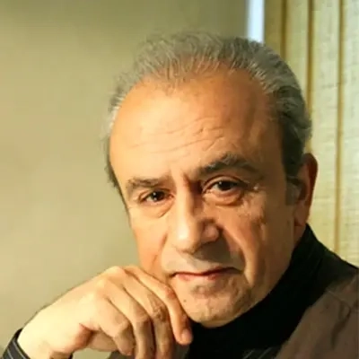 اکبر رادی